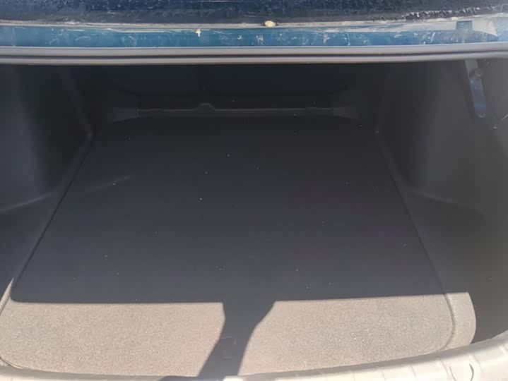 Фото 4 - Geely Preface