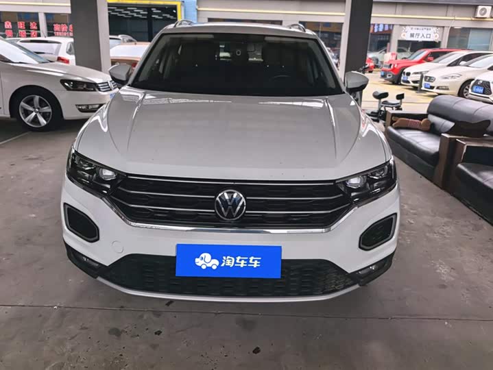 Фото 2 - Volkswagen T-Roc