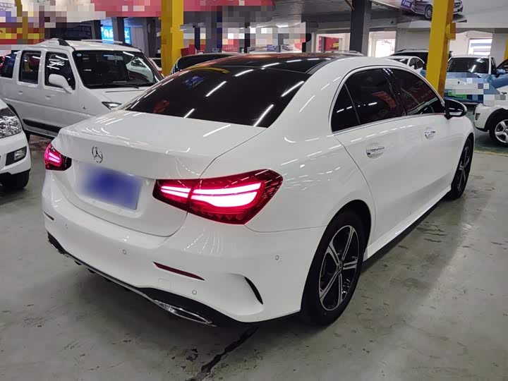 Фото 7 - Mercedes-Benz A-Class