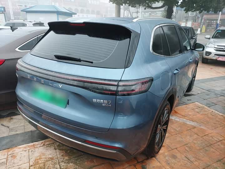Фото 7 - Geely Galaxy Starship 7