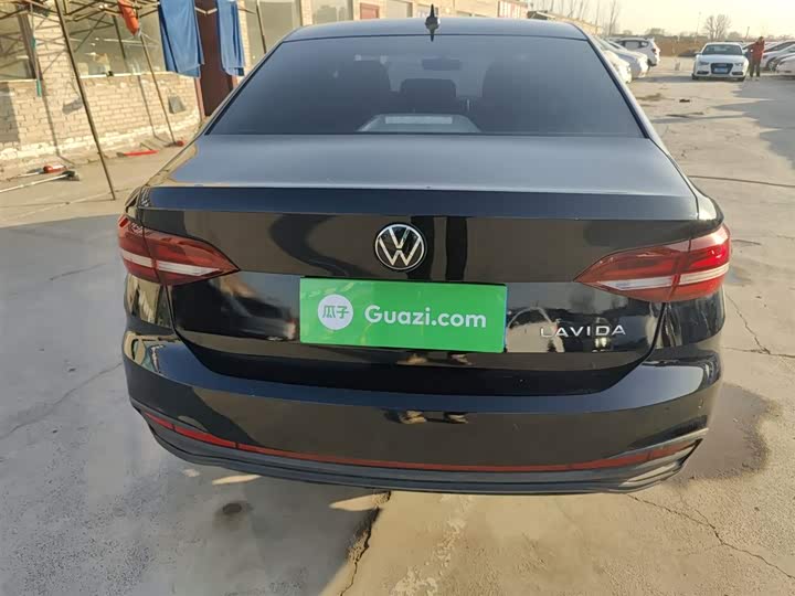 Фото 6 - Volkswagen Lavida