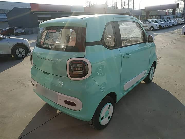 Фото 7 - Bestune Pony