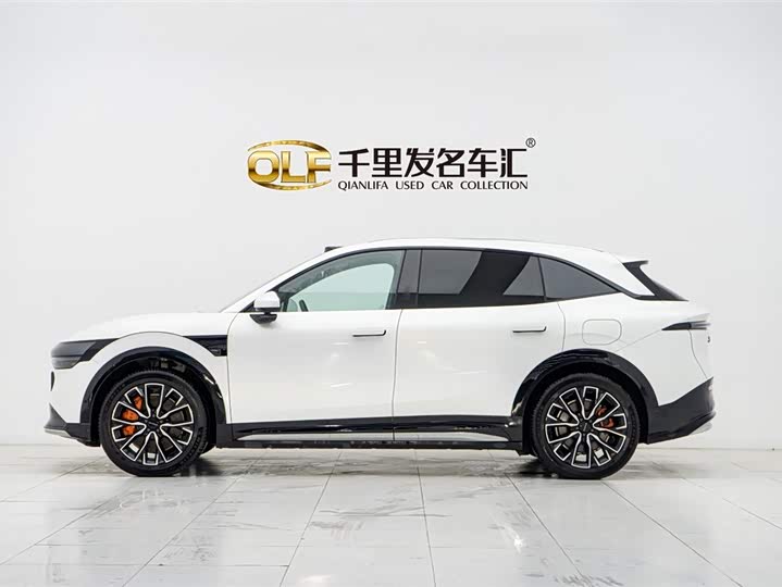 Фото 7 - Zeekr 7X