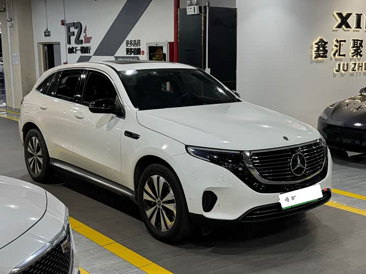 Фото 3 - Mercedes-Benz EQC