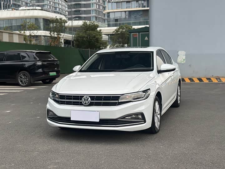 Фото 1 - Volkswagen Bora