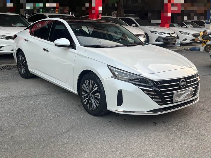 Фото 3 - Nissan Teana