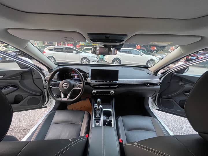 Фото 5 - Nissan Teana