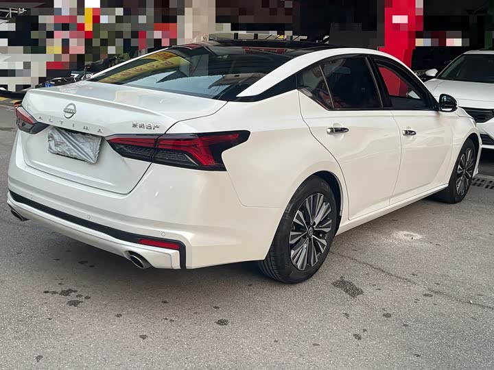 Фото 7 - Nissan Teana