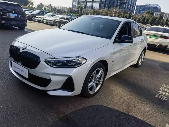 Фото 1 - BMW 1 Series