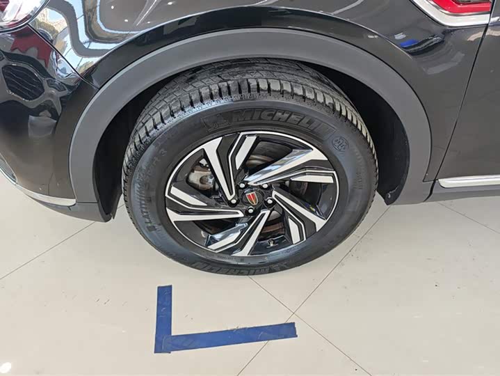 Фото 6 - Hongqi HS5