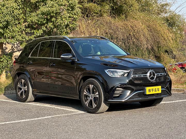 Фото 3 - Mercedes-Benz GLE-Class