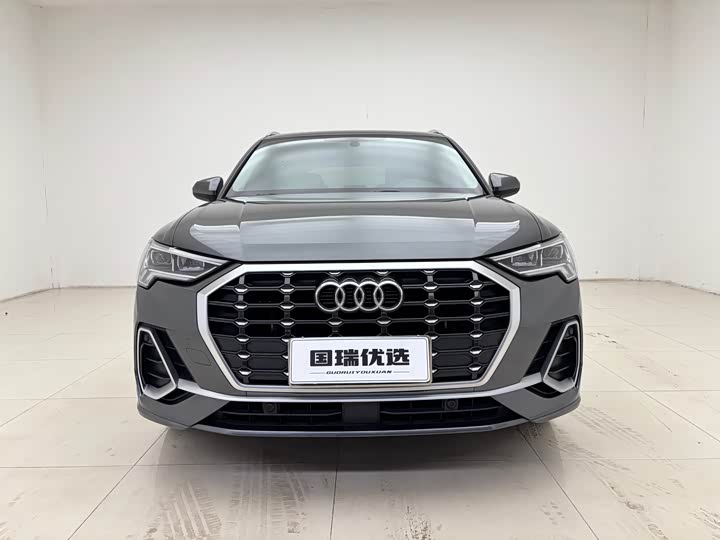 Фото 2 - Audi Q3