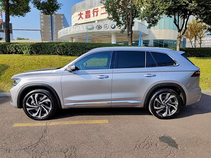 Фото 3 - Geely Monjaro