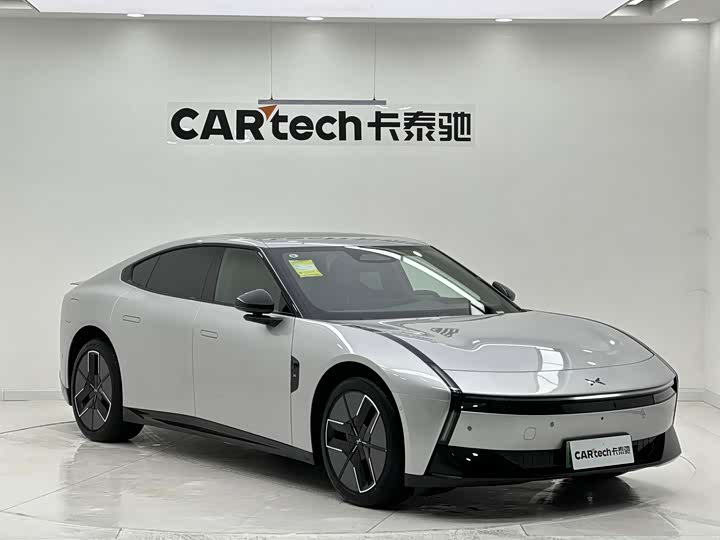 Фото 2 - XPeng P7