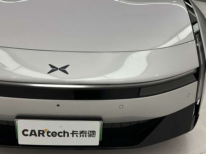 Фото 8 - XPeng P7