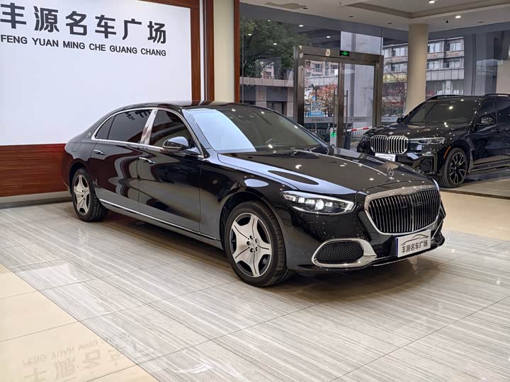 Фото 3 - Mercedes-Benz Maybach S-Class
