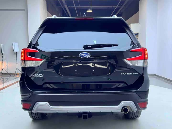 Фото 5 - Subaru Forester