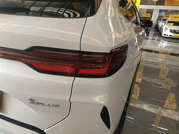 Фото 8 - BYD Song Plus Hybrid/EV