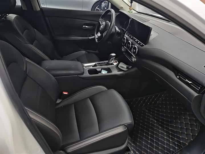 Фото 8 - Nissan Sylphy