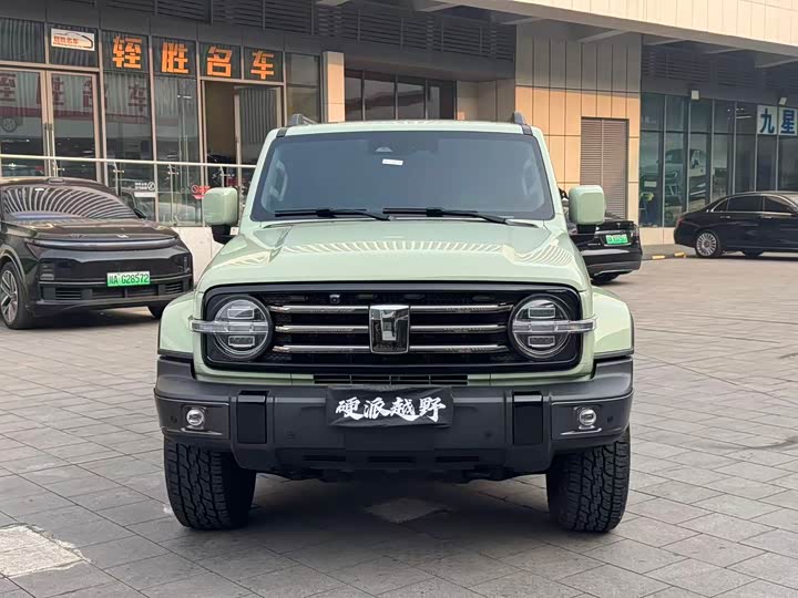 Фото 2 - Tank 300