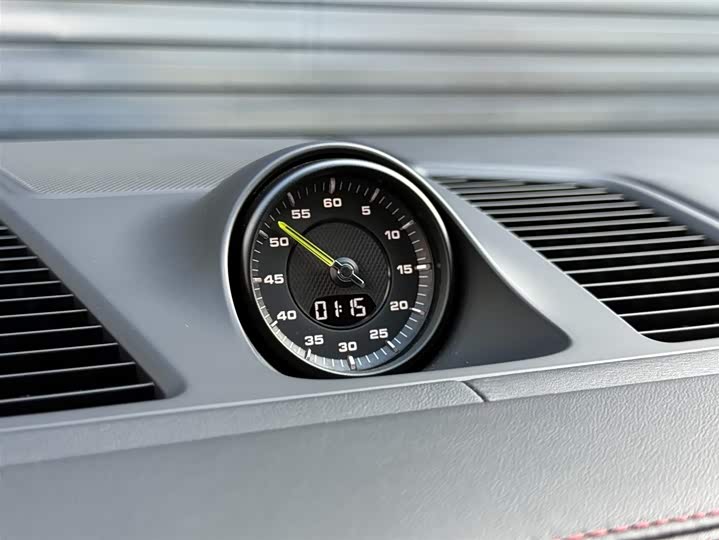 Фото 7 - Porsche Cayenne Hybrid