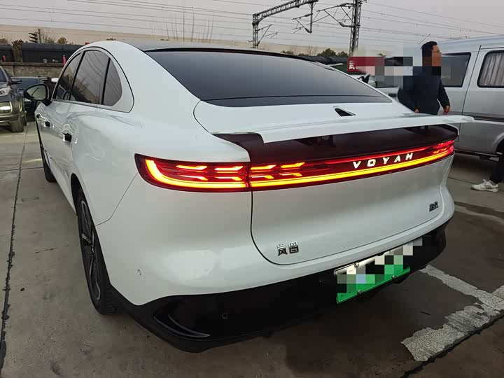 Фото 4 - Voyah Passion