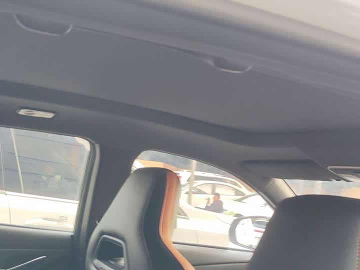 Фото 8 - Changan Oshan X5