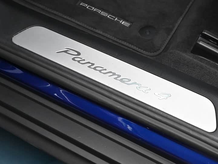 Фото 9 - Porsche Panamera Hybrid