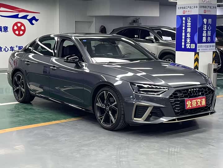 Фото 3 - Audi A4L