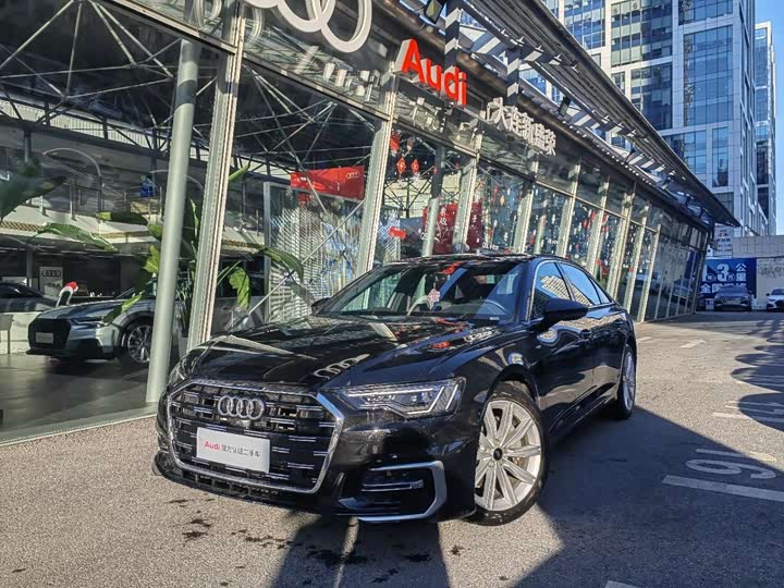 Фото 1 - Audi A6L