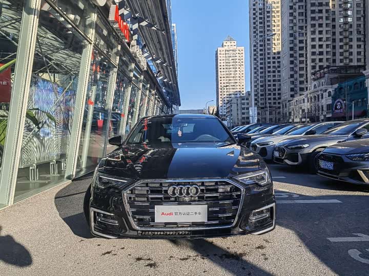 Фото 2 - Audi A6L