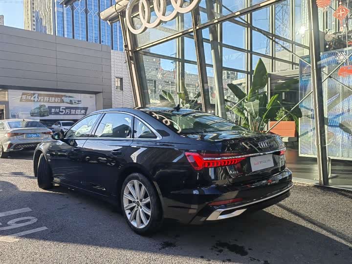 Фото 9 - Audi A6L