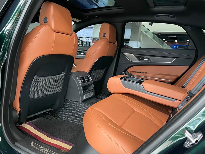 Фото 9 - Jaguar XF L