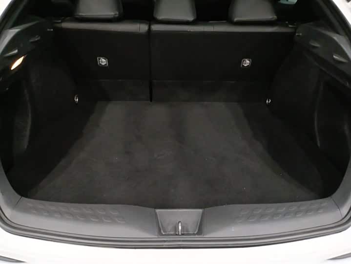 Фото 4 - Toyota Izoa