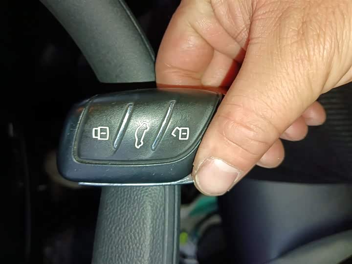 Фото 9 - Roewe Clever