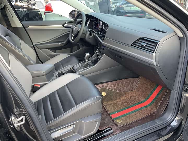 Фото 7 - Volkswagen Sagitar L