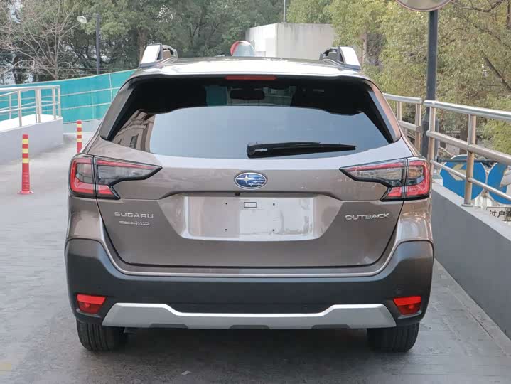 Фото 5 - Subaru Outback