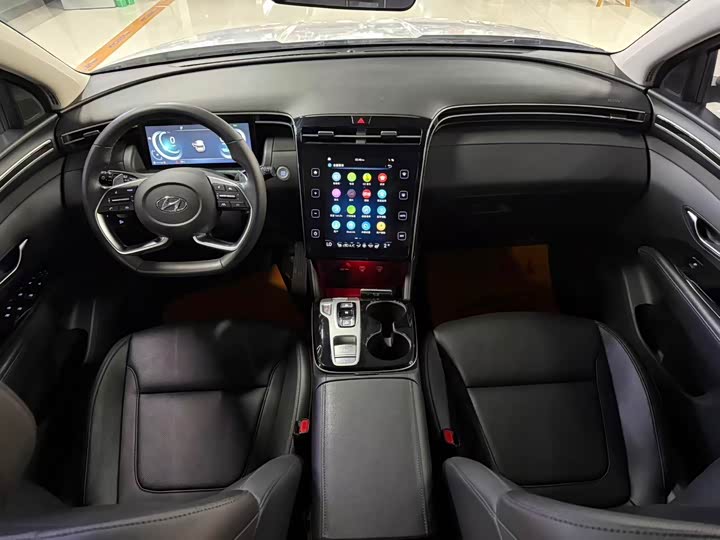 Фото 9 - Hyundai Tucson L