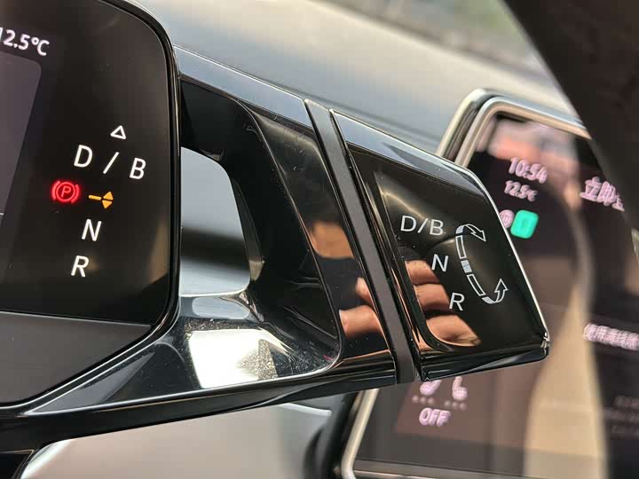 Фото 7 - Volkswagen ID.6 Crozz