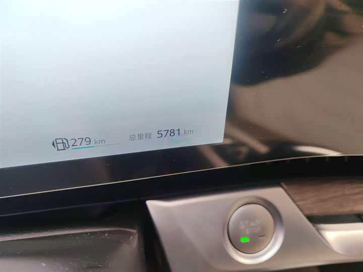 Фото 5 - Roewe RX9