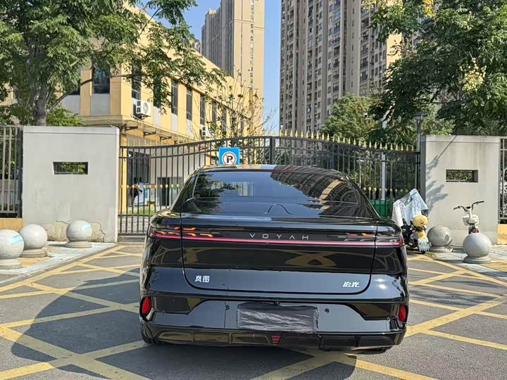 Фото 4 - Voyah Passion