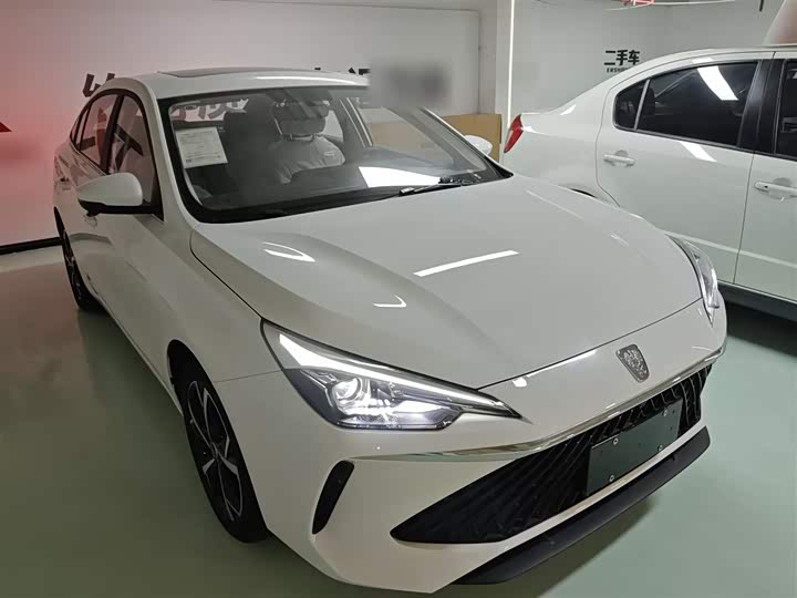 Фото 4 - Roewe i5