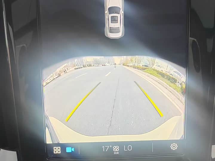 Фото 9 - Volvo S60