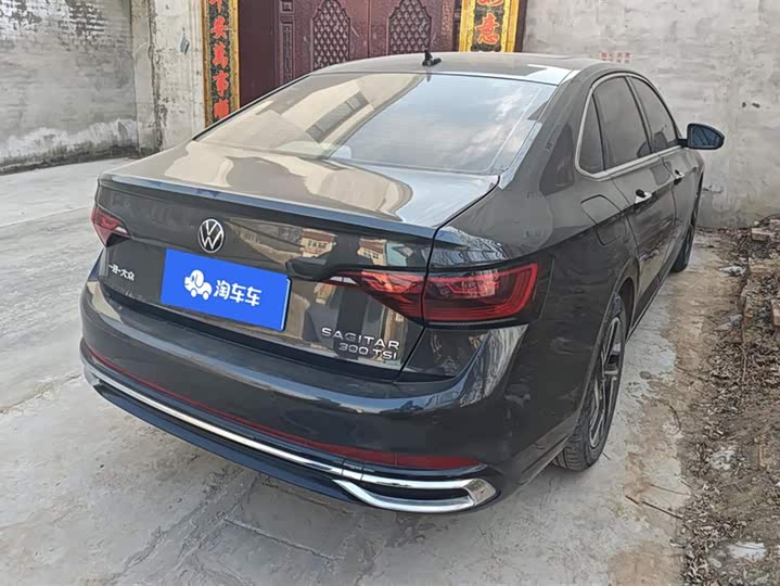 Фото 3 - Volkswagen Sagitar L