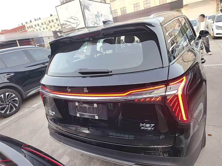 Фото 6 - Hongqi HS7 Hybrid