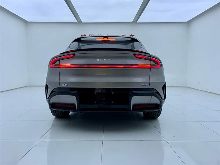 Фото 4 - Xiaomi YU7