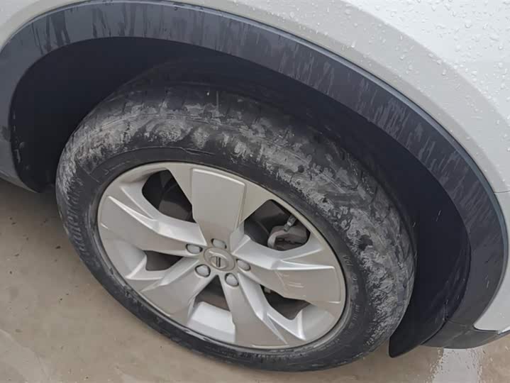 Фото 6 - Volvo XC40