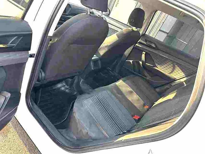 Фото 6 - Volkswagen Tharu