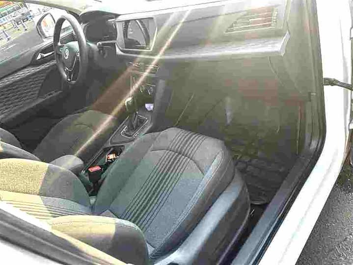 Фото 9 - Volkswagen Tharu