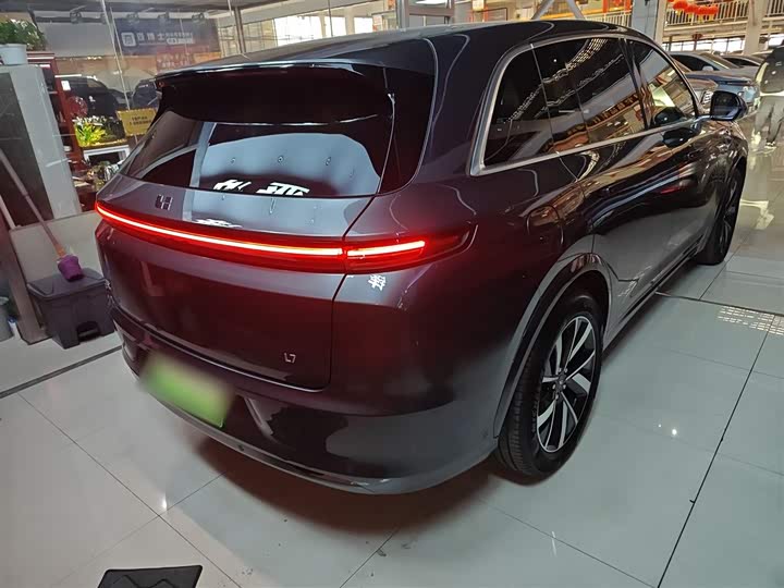 Фото 7 - LiXiang L7